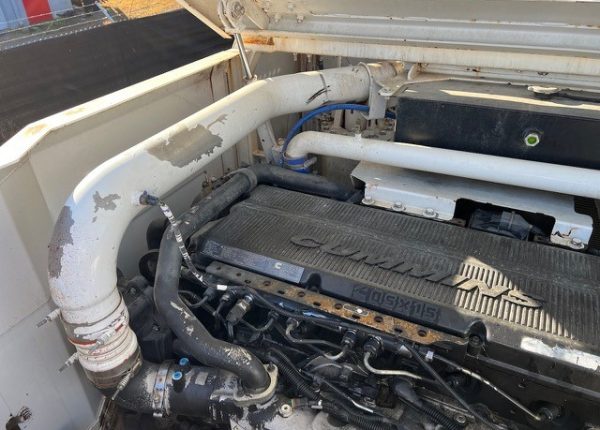 Engine Engine
